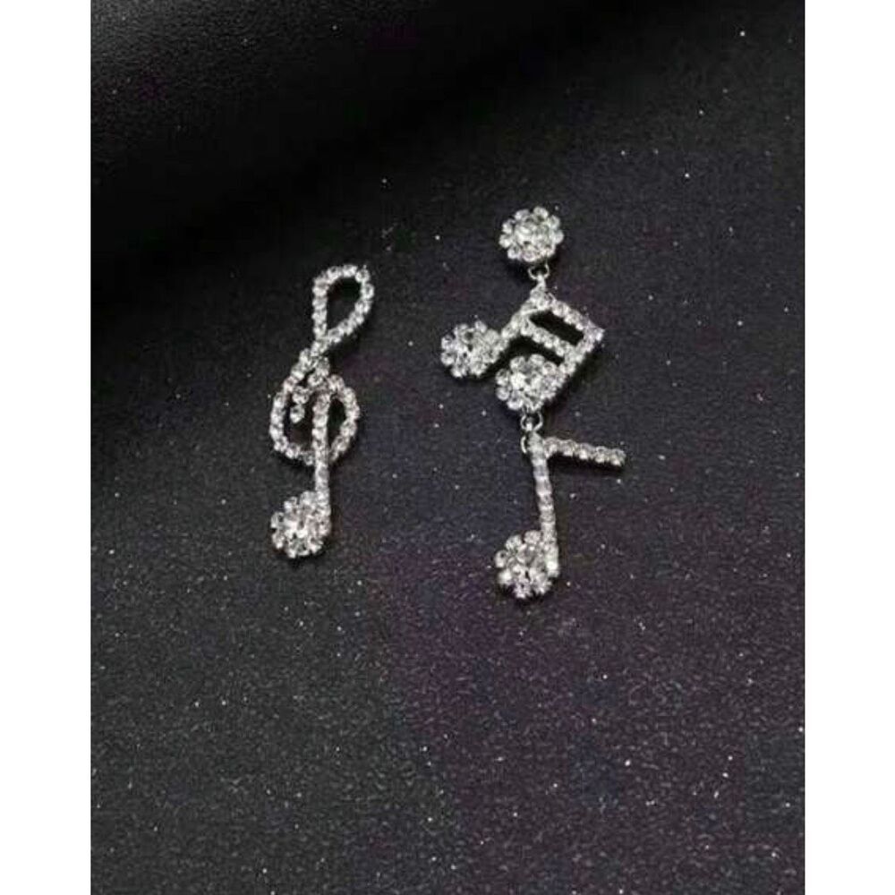 Musical Note Earrings - Picture 3 of 6